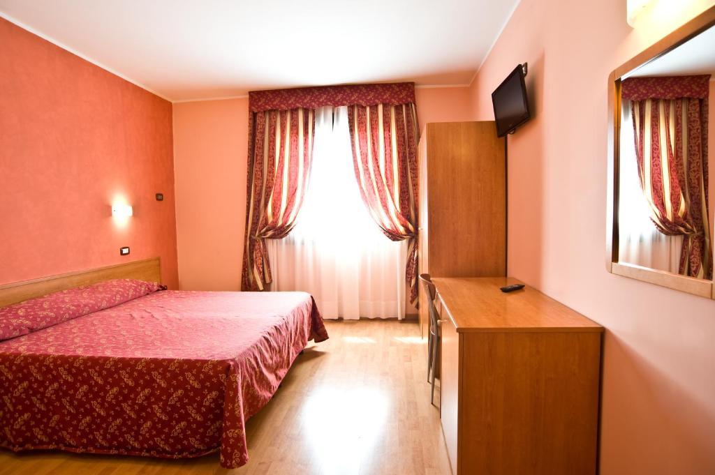 Hotel Colombo Breda di Piave Ruang foto